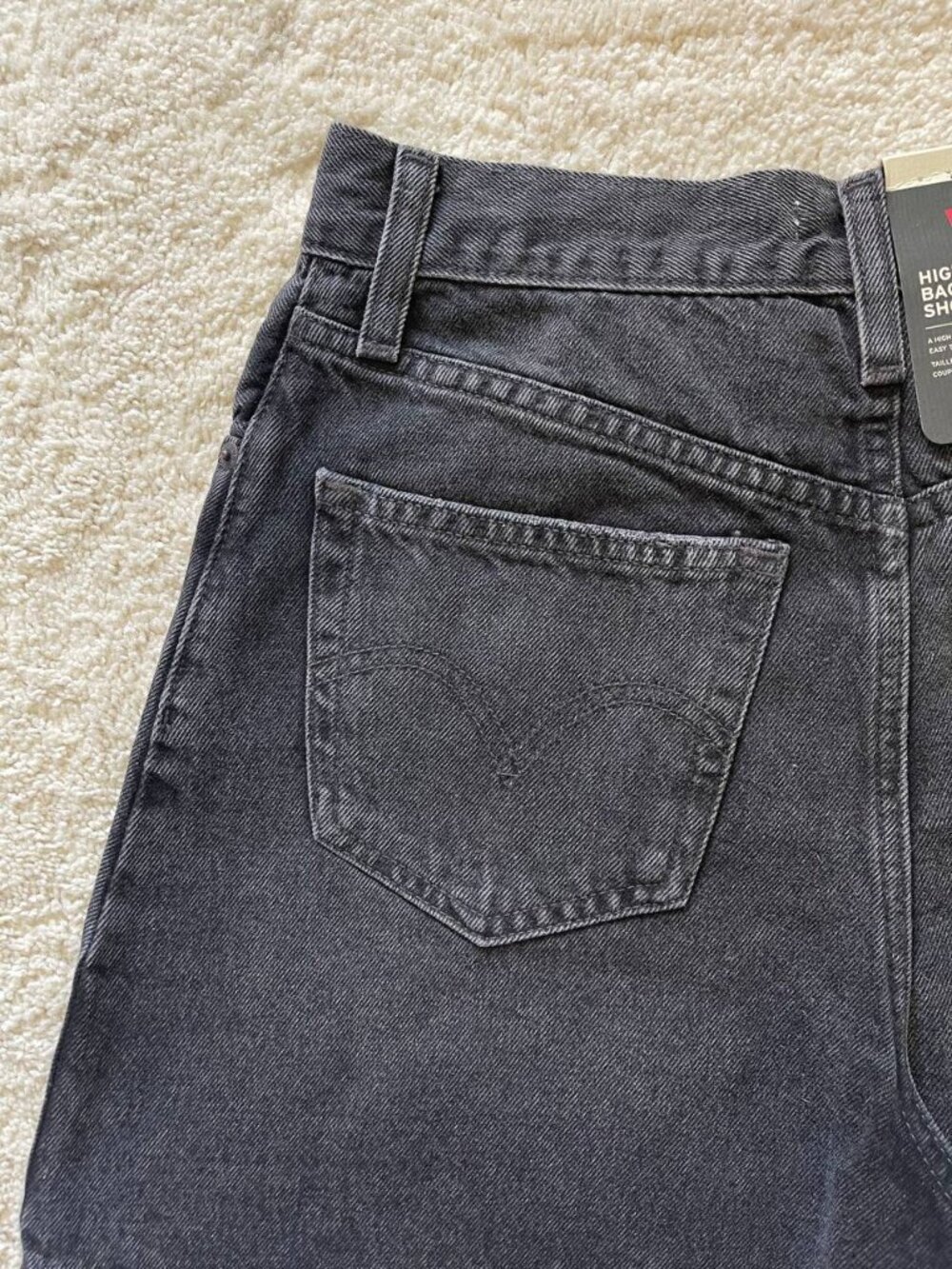 NWT Premium Levi's High Rise Baggy Shorts Black Wash Size 25 - Picture 4 of 11